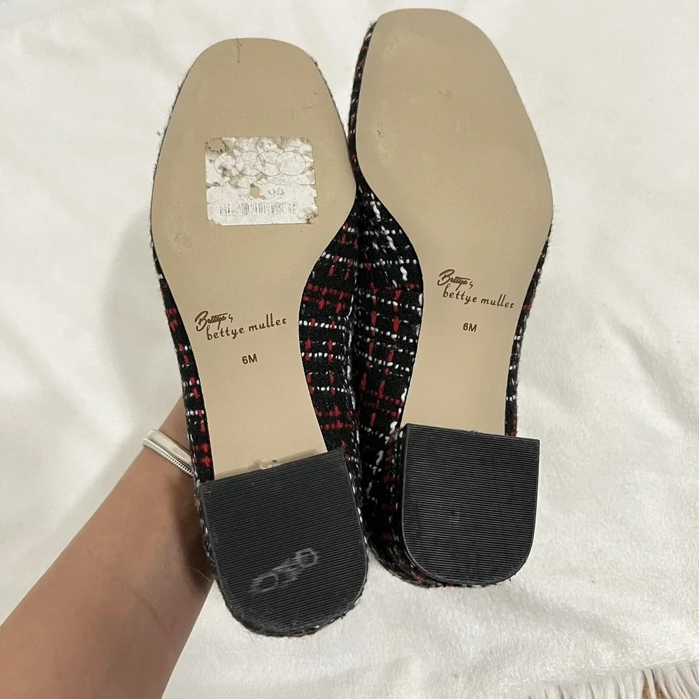 Bettye Muller Tweed Shoes Size 6 Red and Black Preppy Shoes Coquette Chain Block